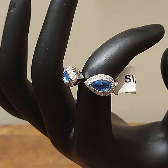 Charmed Aroma Double "Sapphire" Ring - Picture 3 of 7